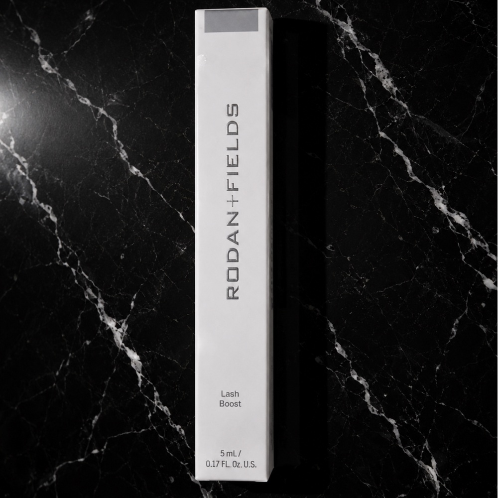 Rodan + Fields Lash Boost Serum - Long lashes ❤️